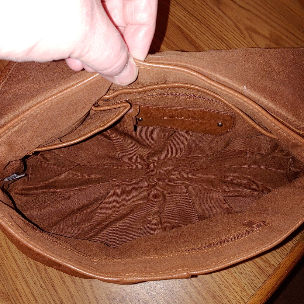 Liz Claiborne Shoulder Bag - Picture 8 of 14